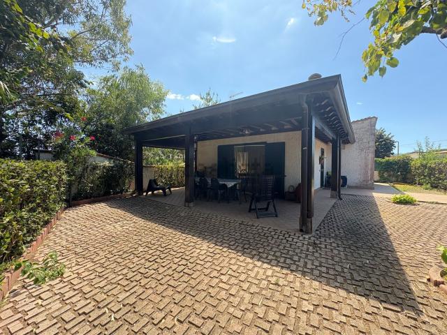 Casa in vendita a Terracina, Lazio