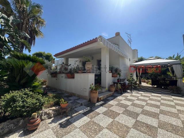 Casa in vendita a Leporano, Taranto