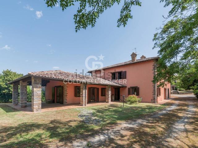 Casa in vendita a Peglio, Pesaro e Urbino