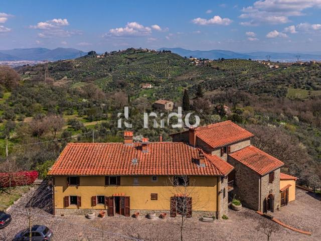 Casa in vendita a Colle, Carmignano