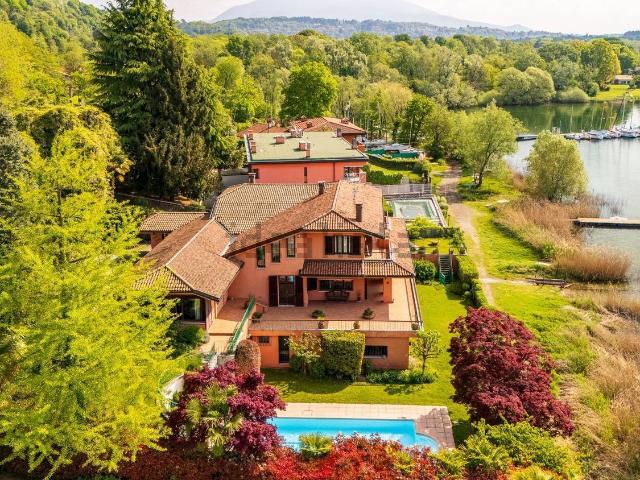 Casa in vendita a Unione dei comuni del Medio Verbano, Monvalle