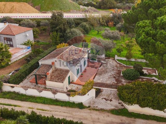 Casa in vendita a Chiaramonte Gulfi, Sicilia