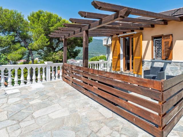 Casa in vendita a Andora, Liguria