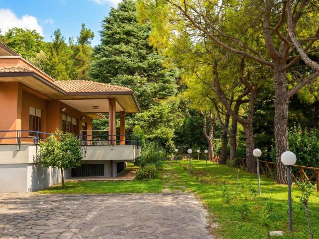 Casa in vendita a Marche, Ancona