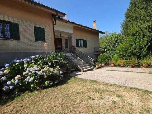 Casa in vendita a Torresina, Roma Capitale