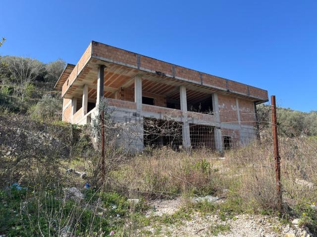 Casa in vendita a Cervino, Campania