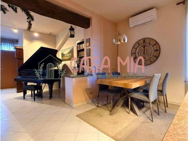 Casa in vendita a Madonna del Pilastro, Gragnano Trebbiense