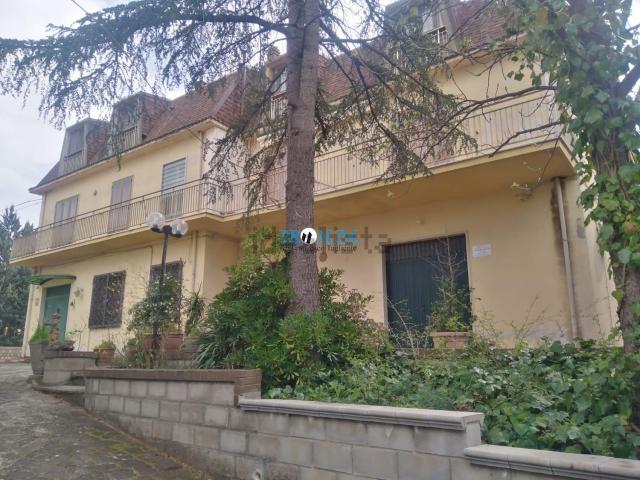 Casa in vendita a Rotello, Molise