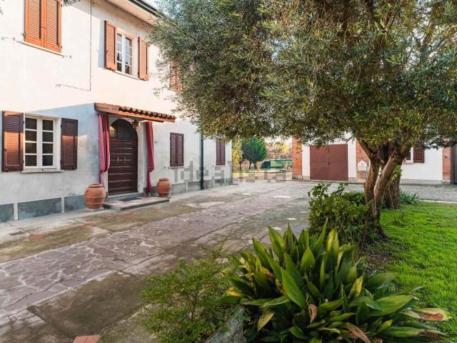 Casa in vendita a Borgo Virgilio, Cerese
