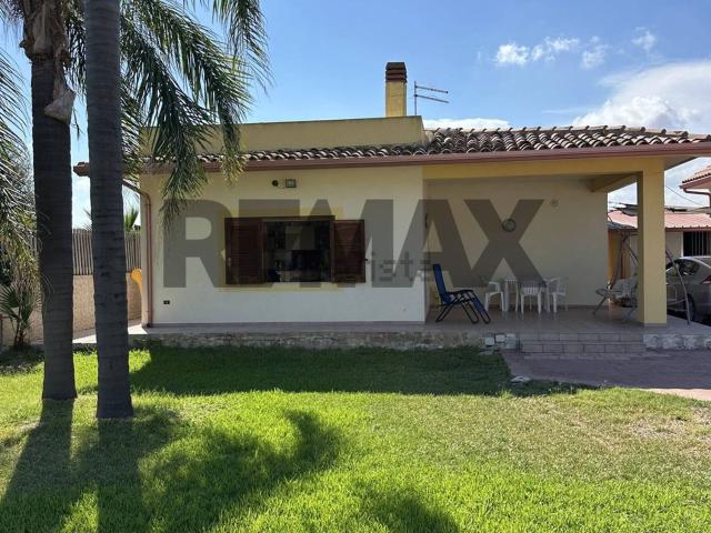 Casa in vendita a Ognina, Siracusa