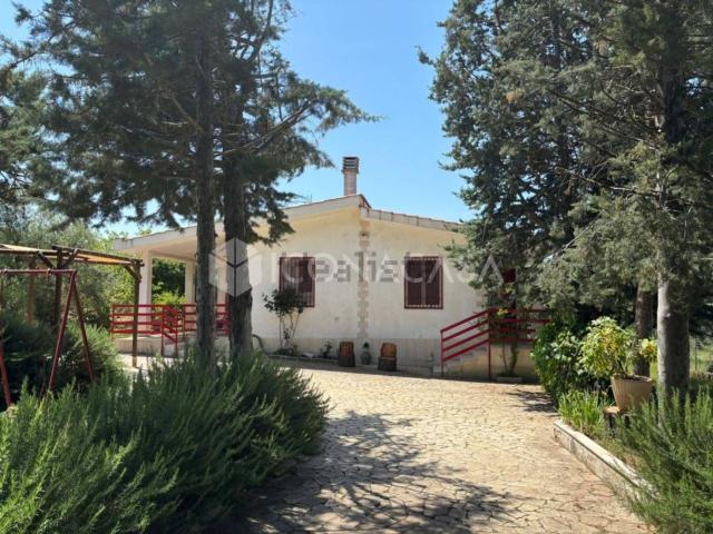 Casa in vendita a Puglia, Barletta-andria-trani