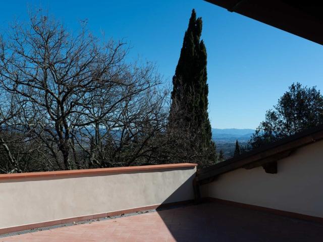 Casa in vendita a Carmignano, Toscana