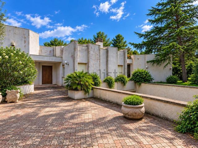 Casa in vendita a Rione Gelso, Puglia