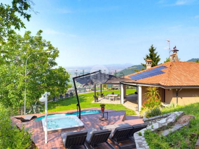 Casa in vendita a Gussago, Lombardia