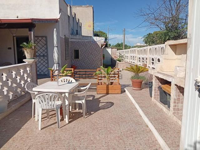 Casa in vendita a Maruggio, Taranto