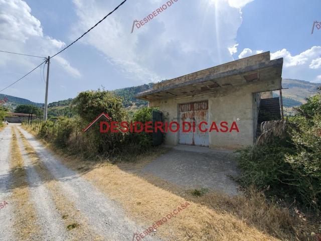 Casa in vendita a Carini, Sicilia