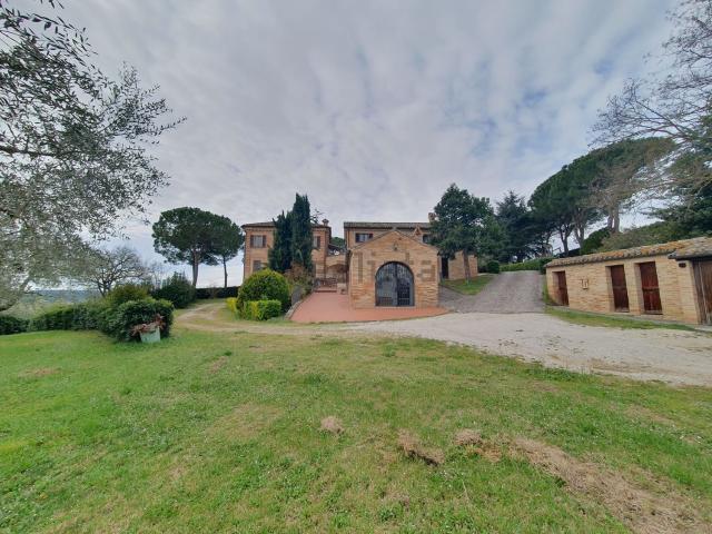 Casa in vendita a Marche, Fermo