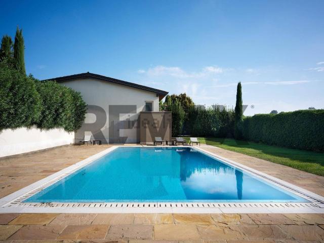 Casa in vendita a Calcinato, Lombardia
