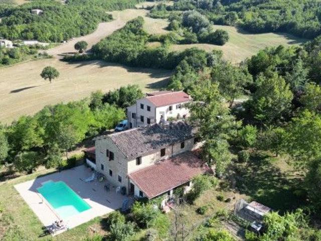 Casa in vendita a Marche, Macerata