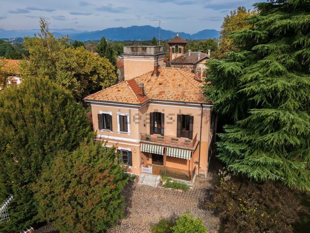 Casa in vendita a Travaino, Caronno Varesino