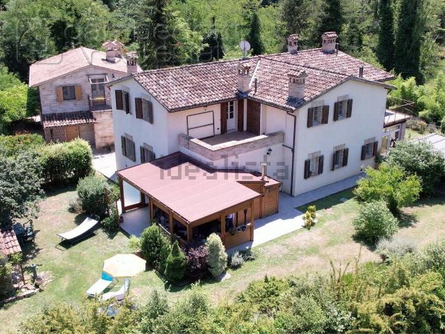 Casa in vendita a Marche, Pesaro E Urbino