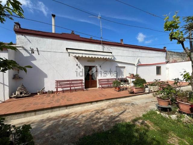 Casa in vendita a Puglia, Bari