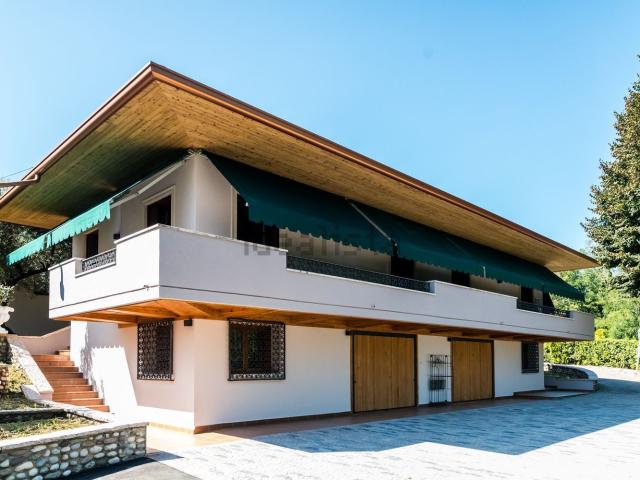 Casa in vendita a Mussolente, Veneto