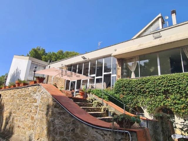 Casa in vendita a Porta a Terra, Piombino