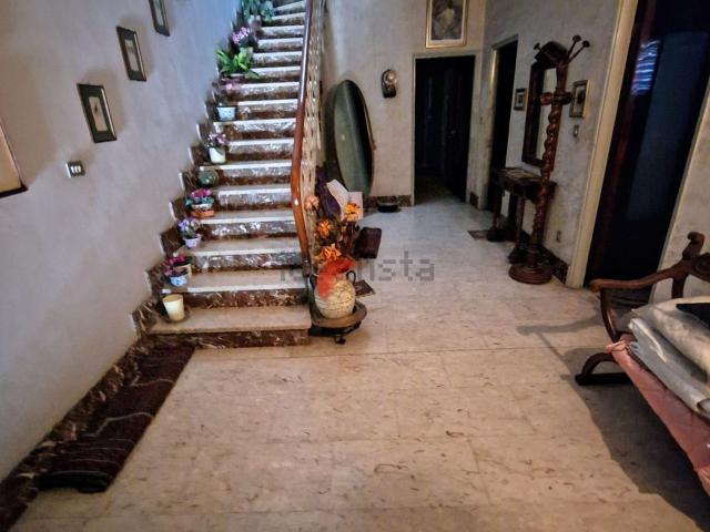 Casa in vendita a Giarre, Sicilia