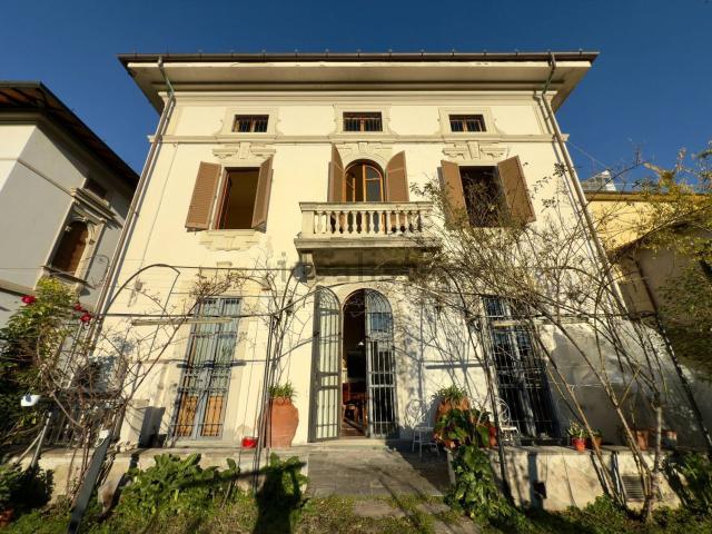 Casa in vendita a I lecci, Prato