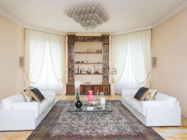 Casa in vendita a Sciarè, Gallarate