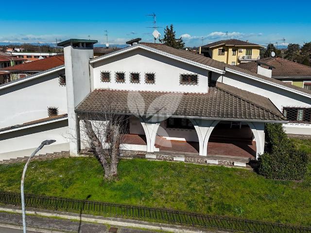 Casa in vendita a Casalmaggiore, Lombardia