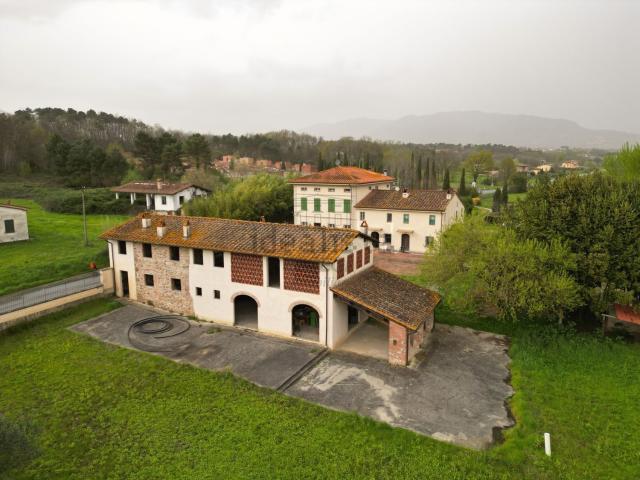 Casa in vendita a Porcari, Lucca