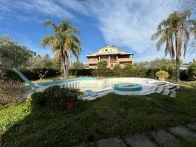 Casa in vendita a Calabria, Cosenza