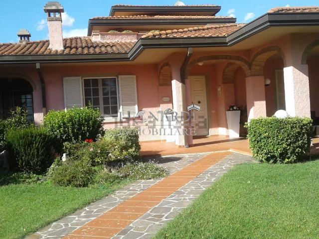 Casa in vendita a Monte San Savino, Toscana