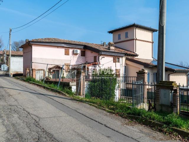 Casa in vendita a Tresinaro - Secchia, Re