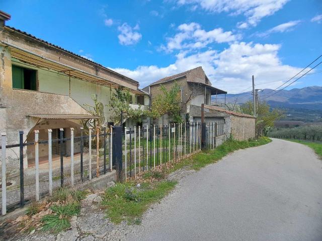 Casa in vendita a Sant'agata De' Goti, Campania