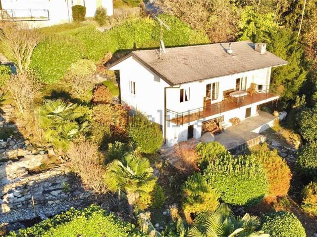 Casa in vendita a Comunità Montana Valli del Verbano, Dumenza