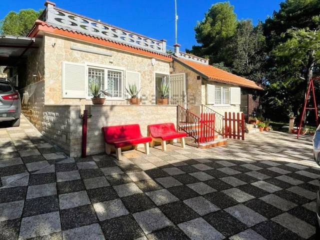 Casa in vendita a Puglia, Bari