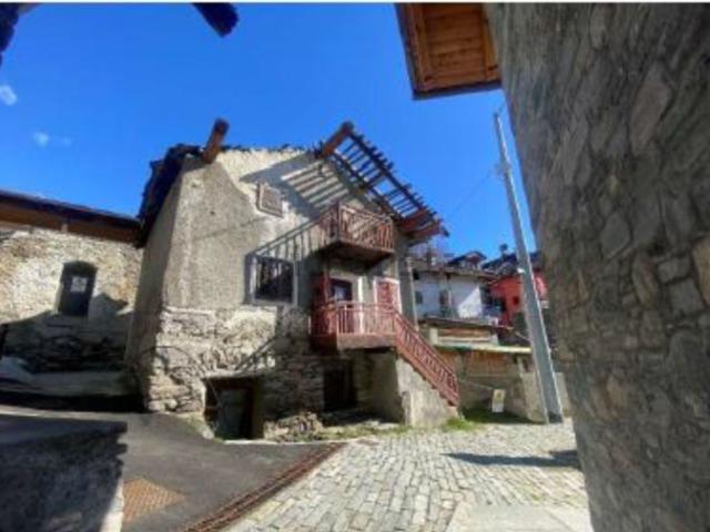 Casa in vendita a Blavy, Nus