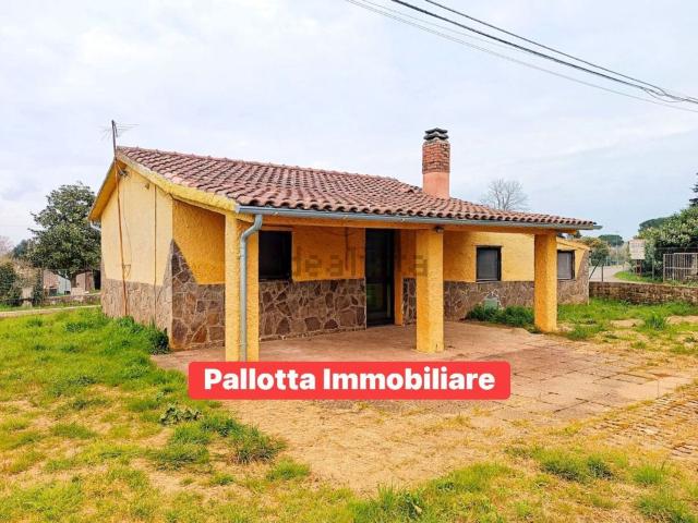 Casa in vendita a Capodimonte, Lazio