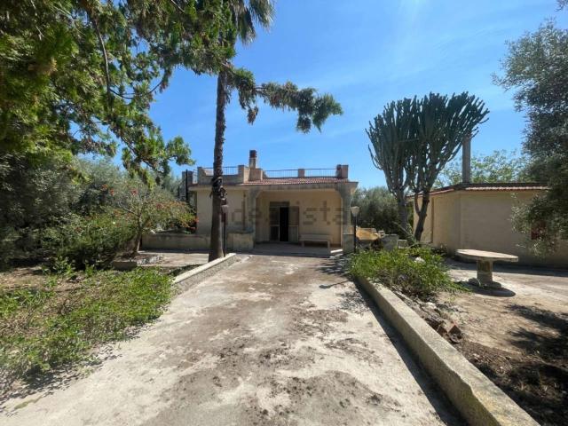 Casa in vendita a Melilli, Sicilia