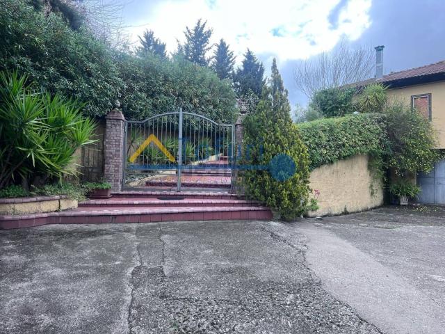 Casa in vendita a Roccadaspide, Campania