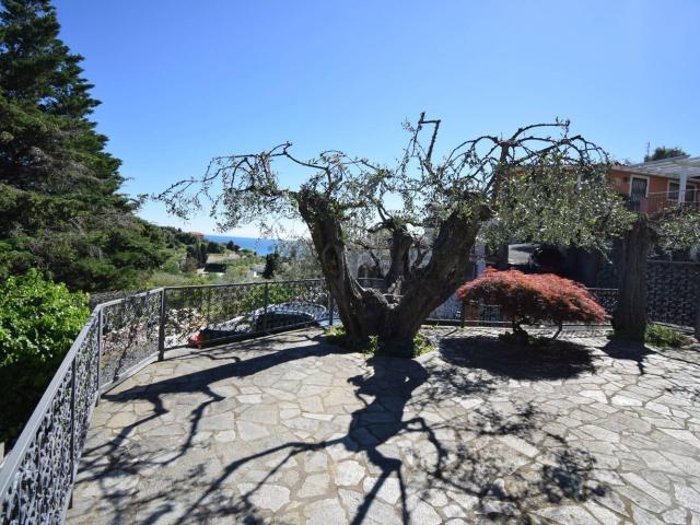 Casa in vendita a Diano Calderina, Diano Marina