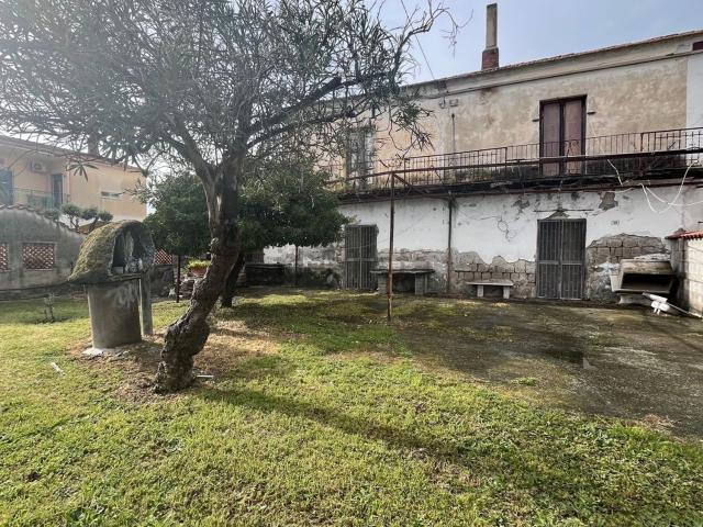 Casa in vendita a Scatozza, Castel Volturno