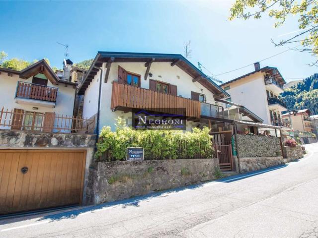 Casa in vendita a Valbondione, Lombardia