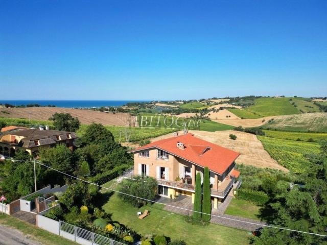 Casa in vendita a Sant'Angelo, Marche