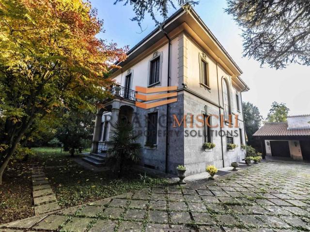 Casa in vendita a Monza, Borgo Bergamo
