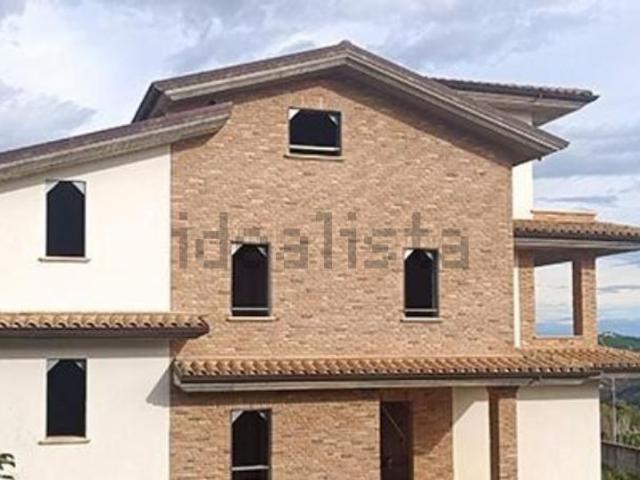 Casa in vendita a Montefino, Abruzzo