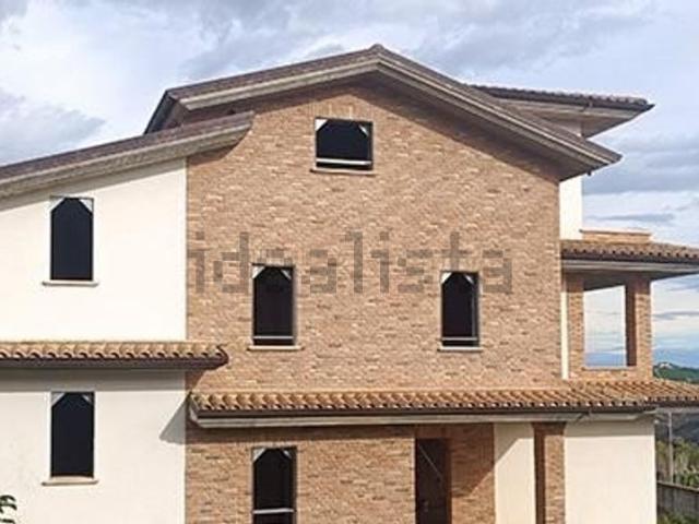 Casa in vendita a Villa Bozza, Montefino